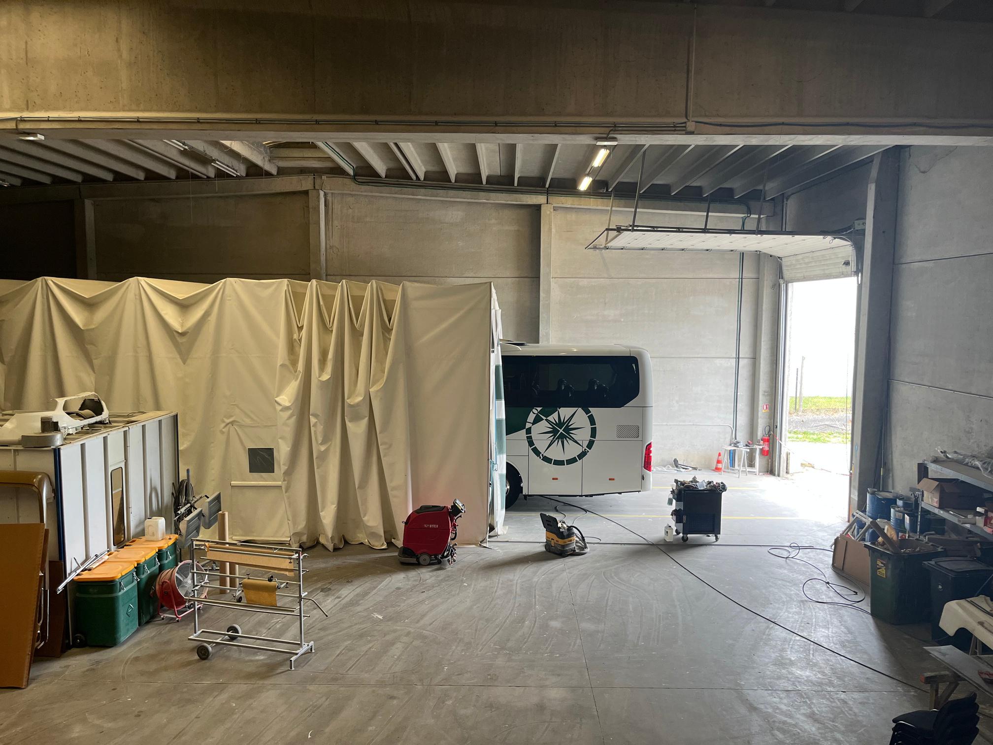 Atelier de peinture pour car